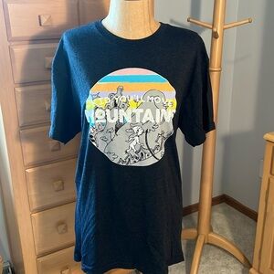 EUC Dr Seuss black tee size Medium